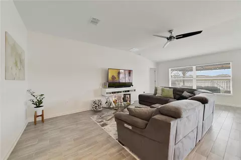 Living - Undisclosed, Saint Cloud, FL 34772 photo 1 of 1