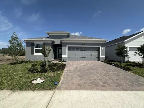 5262 Teirgarten St, Saint Cloud, FL 34771