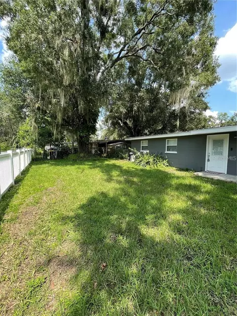 732 Trenton Rd, Lakeland, FL 33815