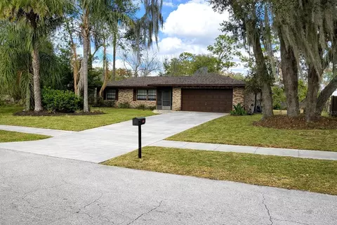 3152 Clewiston St, Deltona, FL 32738