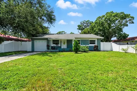 2824 Oaklawn Ave, Largo, FL 33771
