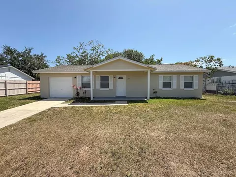 196 Larkspur Ct, Kissimmee, FL 34743