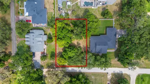 N Daniels Street, Oakland, FL 34760