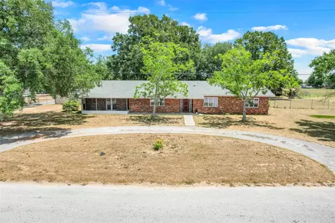106 8th St, Lake Hamilton, FL 33851