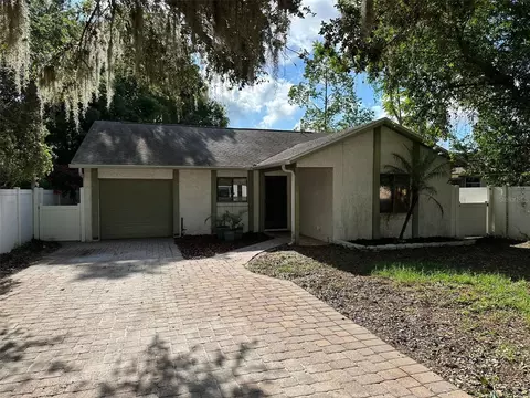 3739 S Fern Creek Ave, Orlando, FL 32806