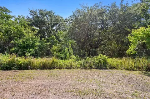 2811 Knudsen Dr, Sanford, FL 32773
