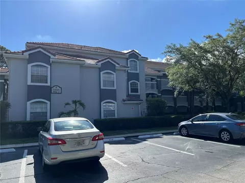 14001 Fairway Island Dr #525, Orlando, FL 32837