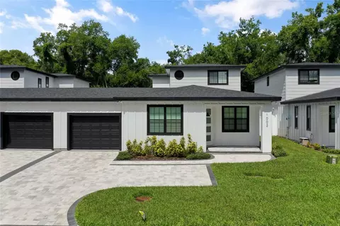 1002 Farmstead St, Eustis, FL 32736