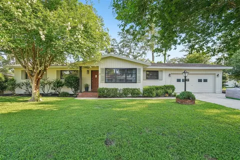 3236 NW 28th Pl, Gainesville, FL 32605