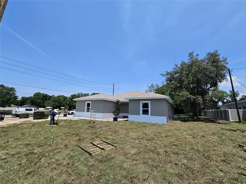1031 S Washington Ave, Apopka, FL 32703