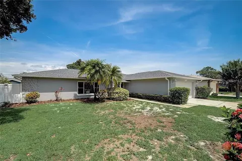 9497 122nd Way, Seminole, FL 33772