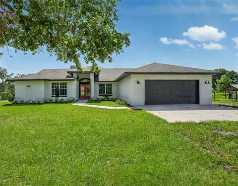 1438 Mclin Dr, Plant City, FL 33565