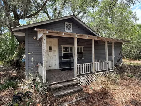 204 Lake St, Osteen, FL 32764