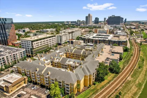 860 N Orange Ave #306, Orlando, FL 32801