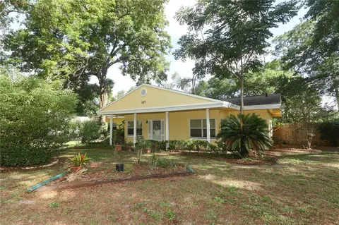 317 White Oak Dr, Altamonte Springs, FL 32701