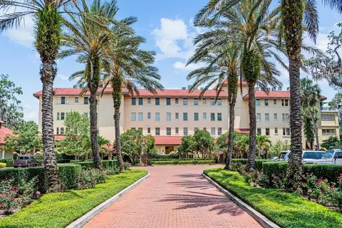 1602 Alabama Dr #PH404, Winter Park, FL 32789