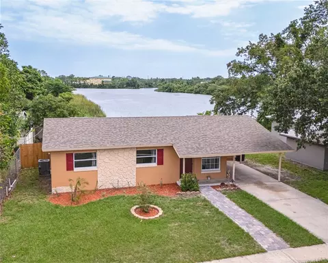 331 Greens End St, Orlando, FL 32810