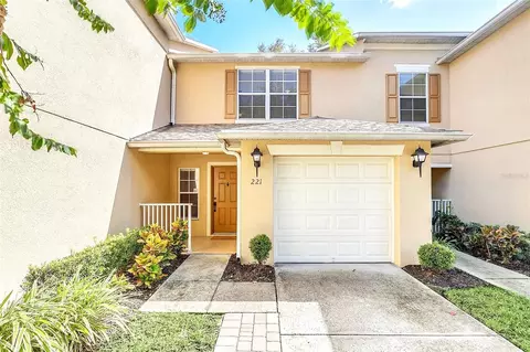 221 Sterling Springs Ln, Altamonte Springs, FL 32714
