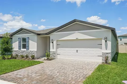 1859 Draughton Dr, Zephyrhills, FL 33541