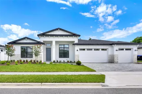 9241 Eagles Perch Pl, Orlando, FL 32825