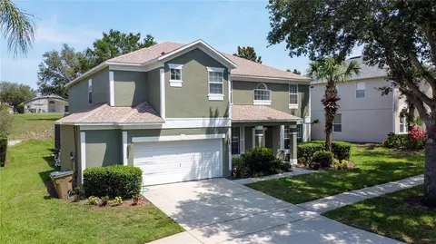 8518 La Isla Dr, Kissimmee, FL 34747