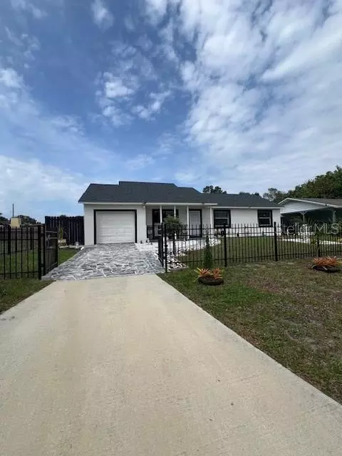 1620 Hialeah St, Orlando, FL 32808