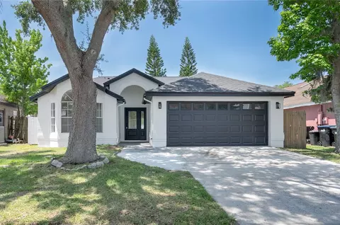 7646 Coconut Creek Ct, Orlando, FL 32822