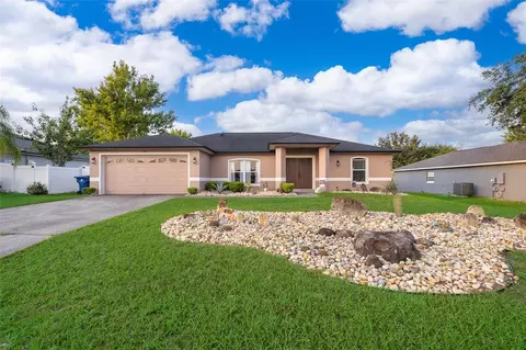 146 Hidden Pointe Ln, Groveland, FL 34736