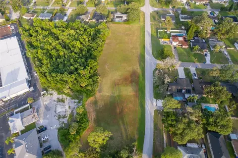 N Texas Avenue, Tavares, FL 32778