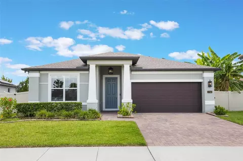 1740 Standing Rock Cir, Oakland, FL 34787