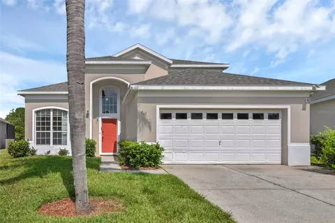8113 Sun Palm Dr, Kissimmee, FL 34747