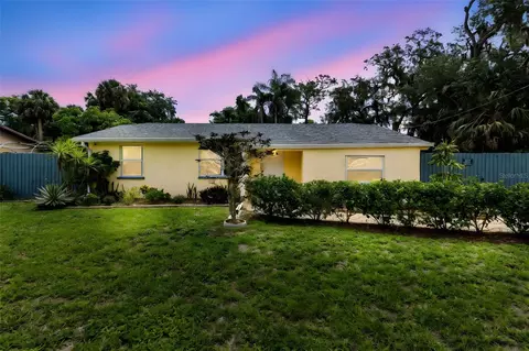 9 N Mantor Ave, Titusville, FL 32796