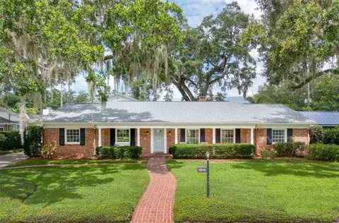 2500 Lake Shore Dr, Orlando, FL 32803