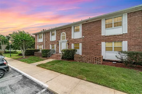 4300 Lake Underhill Rd #D, Orlando, FL 32803