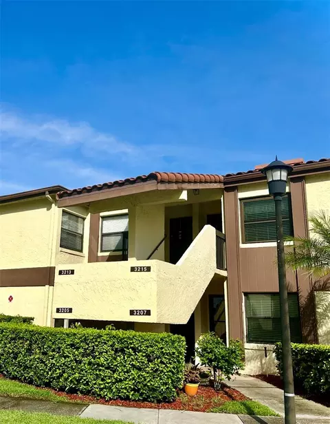3207 Westridge Blvd #104, Orlando, FL 32822