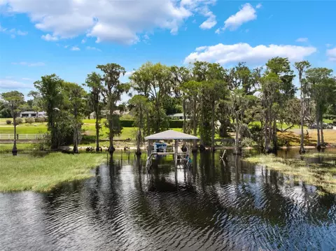12130 Lakeshore Dr, Clermont, FL 34711