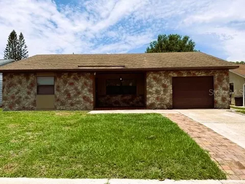 2842 Blind Owl Dr, Orlando, FL 32822