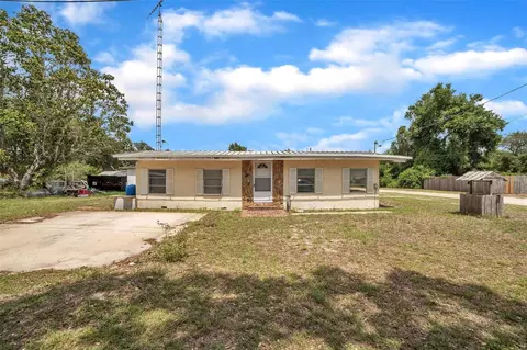 18911 SE 114th St, Ocklawaha, FL 32179