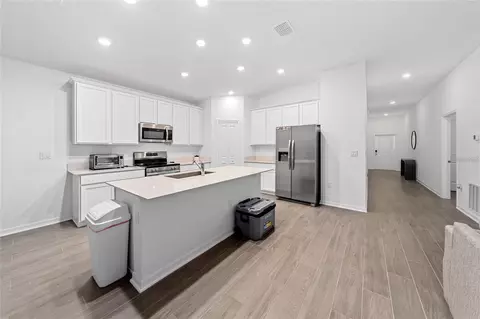 Kitchen - 3977 Willowbrook Dr, Edgewater, FL 32141 photo 2 of 4