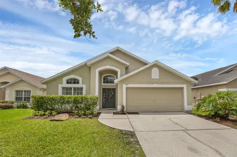13826 Mirror Lake Dr, Orlando, FL 32828
