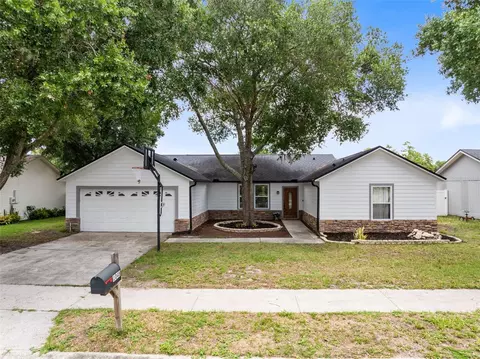 1046 Seminole Creek Dr, Oviedo, FL 32765
