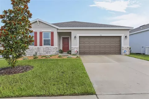 394 Quayside Ave, Mascotte, FL 34753