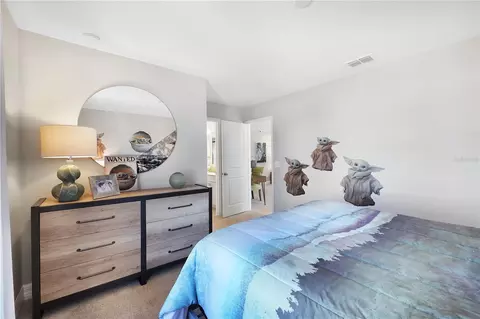 Bedroom - 5550 Sabal Dr, Saint Cloud, FL 34771 photo 9 of 11