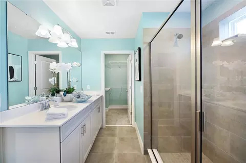 Bath - 5550 Sabal Dr, Saint Cloud, FL 34771 photo 2 of 8