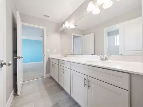 Bath - 5550 Sabal Dr, Saint Cloud, FL 34771 photo 6 of 8