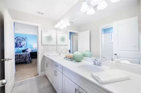 Bath - 5550 Sabal Dr, Saint Cloud, FL 34771 photo 3 of 8
