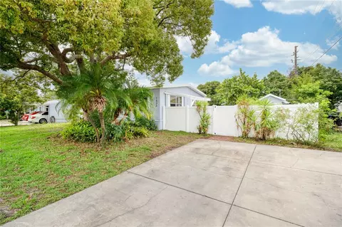 7533 Charlin Pkwy, Orlando, FL 32822