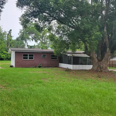 3305 Robinson St, Zellwood, FL 32798