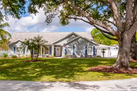 32937 Scenic Hills Dr, Mount Dora, FL 32757