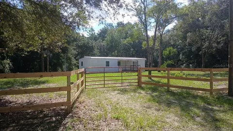 11111 NE 101st Ter, Archer, FL 32618
